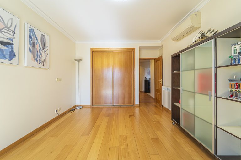 Hugo Alves © all rights reserved